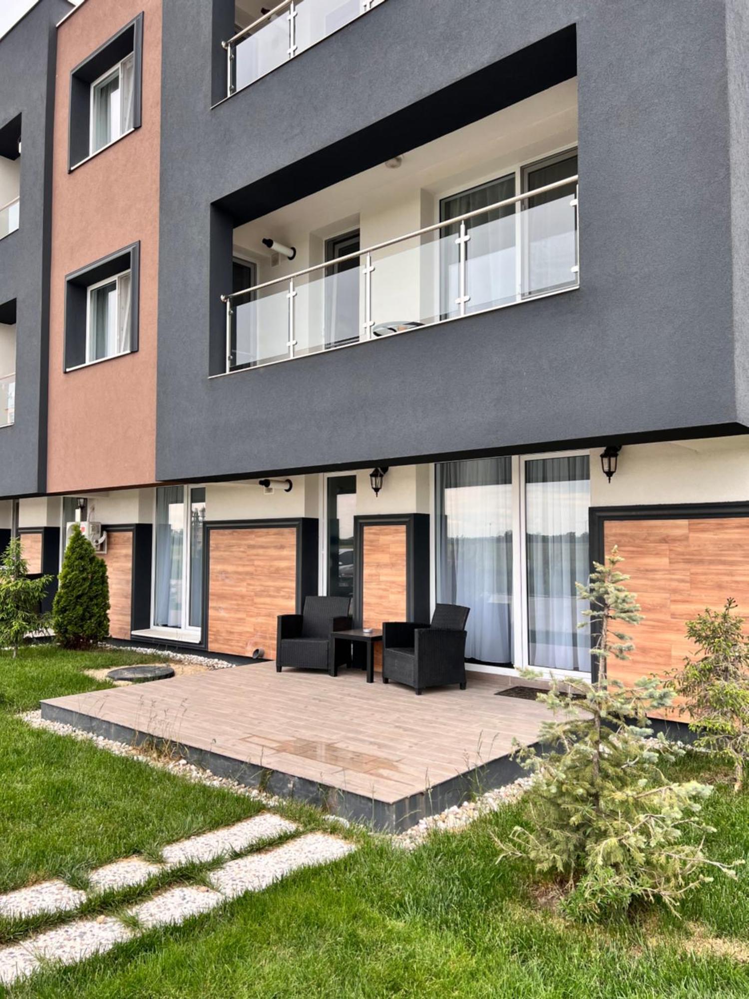 Sun Apartments Otopeni Exterior photo
